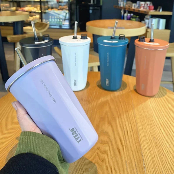 TYESO Vacuum Insulated Cup With Retractable Straw